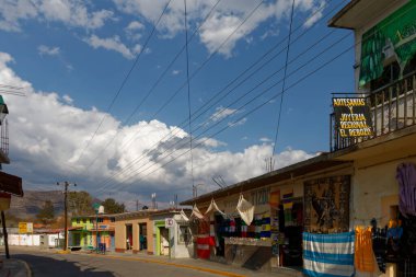 Oaxaca eyaletindeki Pueblo magico Mitla. Nisan 2017.