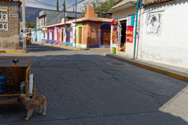 Oaxaca eyaletindeki Pueblo magico Mitla. Nisan 2017.