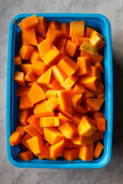 parçalar halinde kesilmiş kabak