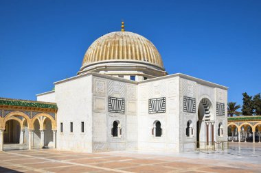 Habib Bourguiba anıtı, Tunus 'un ilk manastır başkanı.