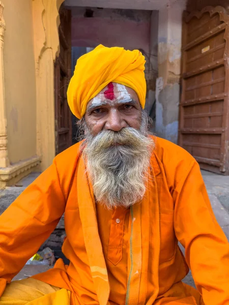 Pushkar Rajastán India Noviembre 2022 Retrato Viejo Sadhu Baba Calle —  Fotos de Stock