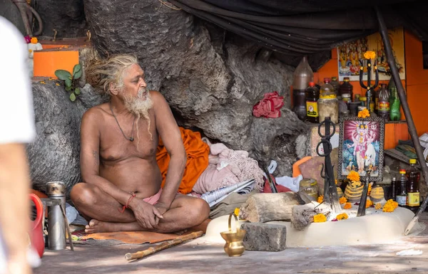 stock image Rishikesh, Uttarakhand, India - October 2022: Holy Rishikesh, Portrait of unidentified brahmin male sadhu near river ganges ghats in rishikesh during winter morning wearing traditional dress.