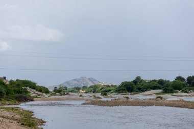 Hindistan, Rajasthan 'daki Aravalli dağlarının manzarası.