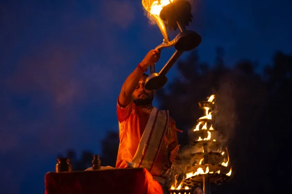 Varanasi Uttar Pradesh India Noviembre 2022 Ganga Aarti Retrato Joven — Foto de Stock