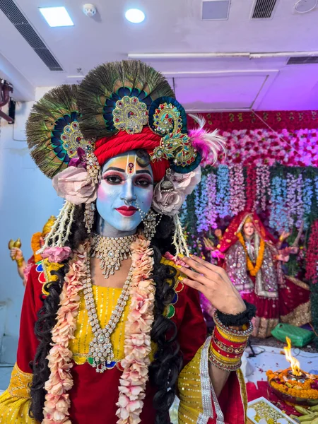 Молодая Женщина Одетая Индуистский Бог Пушкаре Раджастан Индия Ноябрь 2019 — стоковое фото