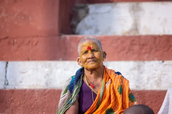 Varanasi Uttar Pradesh Hindistan Kasım 2022 Geleneksel Saride Kedar Ghat — Stok fotoğraf