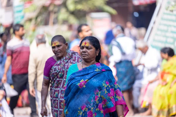 stock image Varanasi, Uttar Pradesh, India: Unidentified Indian people in varanasi city.