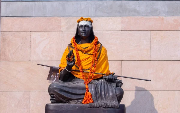 Statua Alta Piedi Adi Shankaracharya Scisto Clorito Del Peso Tonnellate — Foto Stock
