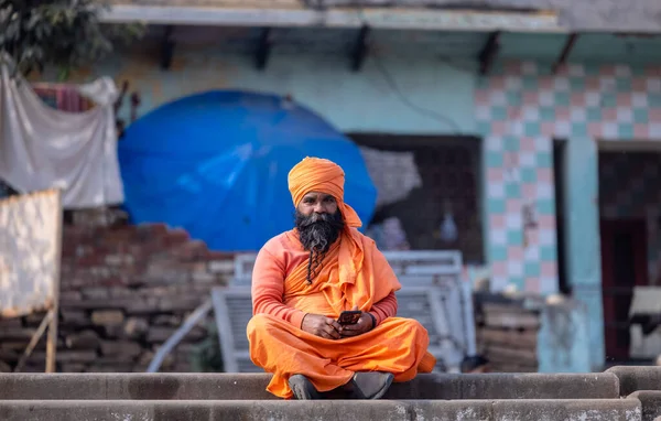 Varanasi Uttar Pradesh Índia Homem Indiano Não Identificado Cidade Varanasi — Fotografia de Stock