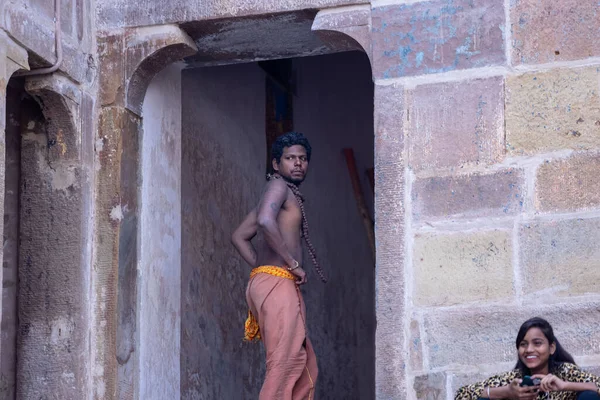Varanasi Uttar Pradesh Indie Neidentifikovaní Indiáni Městě Varanasi — Stock fotografie