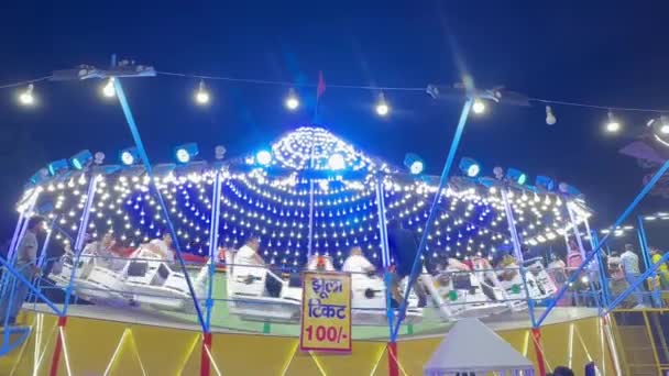 Ghaziabad Uttar Pradesh India October 2022 Colorful Ferriswheel Rides Night — Stock Video
