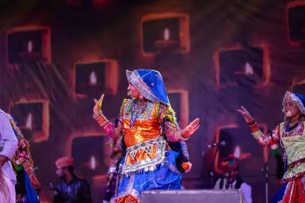 Pushkar Rajasthan India November 2022 Female Artist Performing Rajasthani Folk — Stock Photo, Image