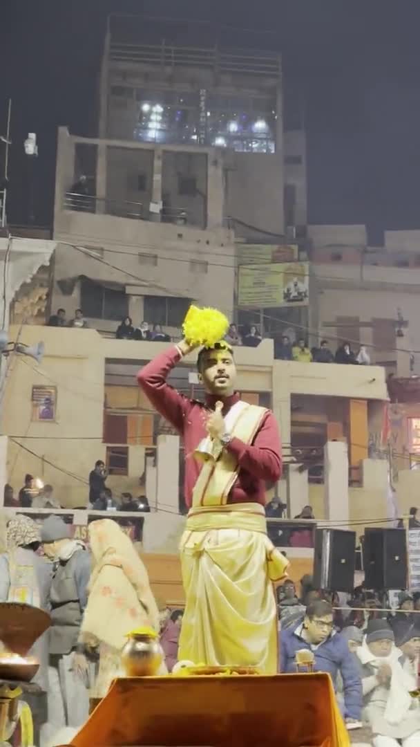 Varanasi Uttar Pradesh Indie Stycznia 2024 Ganga Aarti Nagranie Młodego — Wideo stockowe