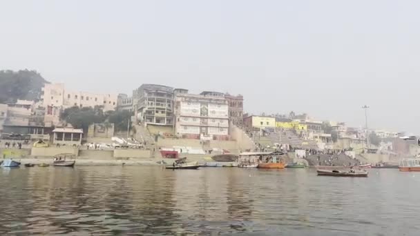 Варанасі Уттар Прадеш Індія Січень 2024 Туристи Місцеві Жителі Насолоджуються — стокове відео
