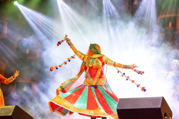 Pushkar Rajasthan Indie Listopada 2022 Piękne Artystki Wykonujące Taniec Ludowy Obrazek Stockowy
