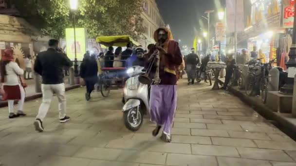 Varanasi Uttar Pradesh India Orang Orang Berjalan Jalan Varanasi — Stok Video