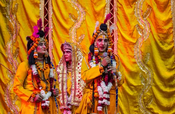 stock image Ghaziabad, Uttar Pradesh, India - October 20th, 2023: Portrait of the indian artists playing characters of hindu holy book ramayana in ramlila during the dussehra festival.