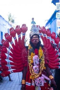 Thiruchendur, Tamilnadu, Hindistan - 10 Ekim 2024: Kulasai Dasara tarikat festivali.