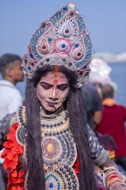 Varanasi, Uttar Pradesh, Hindistan: Varanasi 'de Harishchandra ghat' ta masaan holi 'nin kutlanması.