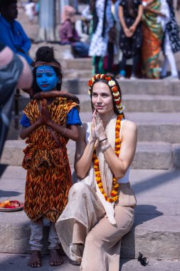 Varanasi, Uttar Pradesh, Hindistan: Varanasi 'de Harishchandra ghat' ta masaan holi 'nin kutlanması.