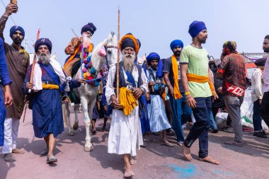Anandpur Sahib, Punjab, Hindistan: Holi sırasında hola mohalla festivali