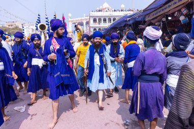 Anandpur Sahib, Punjab, Hindistan: Holi sırasında hola mohalla festivali