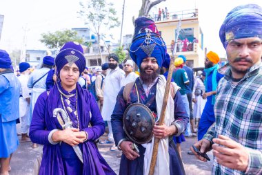 Anandpur Sahib, Punjab, Hindistan: Holi sırasında hola mohalla festivali