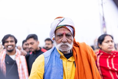 Prayagraj, Uttar Pradesh, Hindistan - 14 Ocak 2025: Mahakumbh, Mahakumbh, Kutsal Naga sadhu baba grubu.