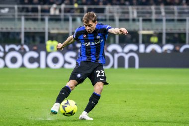 Milan, İtalya. 19/03/2023. İtalyan SerieA Futbol Şampiyonası. Inter VS Juventus 0-1. Nicolo Barella, Inter..