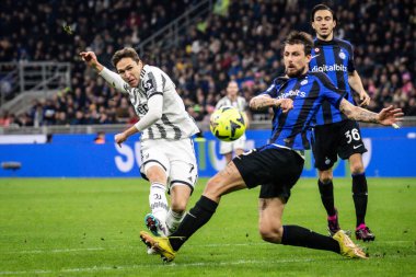 Milan, İtalya. 19/03/2023. İtalyan SerieA Futbol Şampiyonası. Inter VS Juventus 0-1. Federico Chiesa, Juventus, ısınma sırasında.