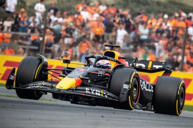 Zandvoort, Hollanda. 1-4 Eylül 2022. F1 Dünya Şampiyonası, Hollanda Grand Prix. Yarış günü. 1 numara, Max VERSTAPPEN, NDL, Oracle Red Bull Racing RB18 Honda, yarış galibi.