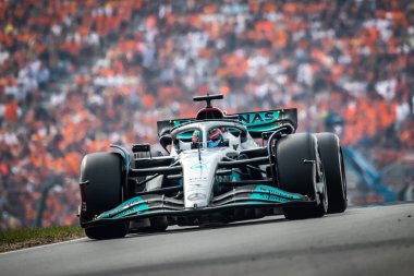 Zandvoort, Hollanda. 1-4 Eylül 2022. F1 Dünya Şampiyonası, Hollanda Grand Prix. Yarış günü. # 63, George RUSSELL, GBR, Mercedes AMG F1 Team, Mercedes-AMG F1 W13 E Performans, finişte Sacond.
