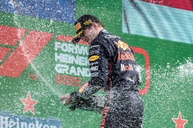 Zandvoort, Hollanda. 1-4 Eylül 2022. F1 Dünya Şampiyonası, Hollanda Grand Prix. Yarış günü. 1 numara, Max VERSTAPPEN, NDL, Oracle Red Bull Racing RB18 Honda, yarış galibi, podyumda kutlama.