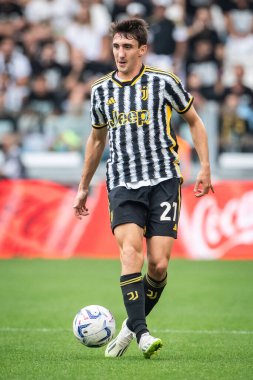 Torino, İtalya. 16 Eylül 2023. İtalyan Serisi A Futbol Şampiyonası 2023 / 24. Juventus Lazio 'ya karşı 3-1. Andrea Cambiaso, Juventus.