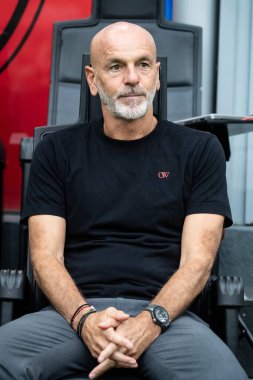 Milan, İtalya. 23 Eylül 2023. İtalyan Serisi A futbol şampiyonası. AC Milan Hellas Verona 'ya karşı 1-0. Stefano Pioli, Koç Milan..