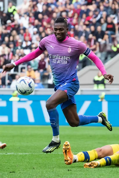 Milan, İtalya. 23 Eylül 2023. İtalyan Serisi A futbol şampiyonası. AC Milan Hellas Verona 'ya karşı 1-0. Rafael Leao, Milan.