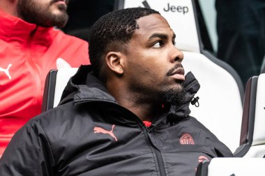 Torino, İtalya. 27 Nisan 2024. İtalyan Serisi A Futbol Şampiyonası. Juventus FC, Milan 'a karşı. Mike Maignan, kaleci Milan.