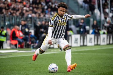 Torino, İtalya. 27 Nisan 2024. İtalyan Serisi A Futbol Şampiyonası. Juventus FC, Milan 'a karşı 0-0. Weston Mckennie, Juventus.