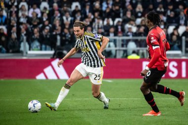 Torino, İtalya. 27 Nisan 2024. İtalyan Serisi A Futbol Şampiyonası. Juventus FC, Milan 'a karşı 0-0. Adrien Rabiot, Juventus.