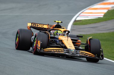 Zandvoort, Hollanda. 22-25 Ağustos 2024. Formula 1 Heineken Hollanda Grand Prix 'si. Cumartesi, elemeler var. # 4, Lando NORRRIS, GBR, McLaren F1 Ekibi, MCL38, Mercedes motoru, direk pozisyonu..
