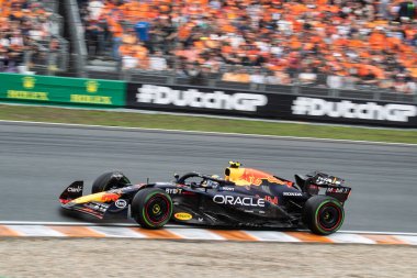 Zandvoort, Hollanda. 22-25 Ağustos 2024. Formula 1 Heineken Hollanda Grand Prix 'si. Cumartesi. 11 numara. Sergio PEREZ Mendoza, MEX, Oracle Red Bull Racing RB20 Honda RBPT.