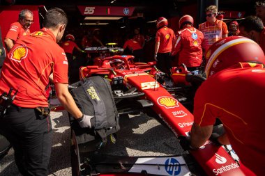 Zandvoort, Hollanda. 22-25 Ağustos 2024. Formula 1 Heineken Hollanda Grand Prix 'si. Cuma, bedava antrenman. # 55, Carlos SAINZ Jr., ESP, Scuderia Ferrari Takımı, SF-24.
