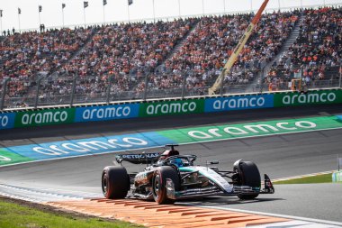 Zandvoort, Hollanda. 22-25 Ağustos 2024. Formula 1 Heineken Hollanda Grand Prix 'si. Cuma, bedava antrenman. # 63, George RUSSELL, GBR, Mercedes AMG F1 Team, Mercedes-AMG F1 W15 E Performans.