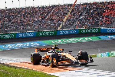 Zandvoort, Hollanda. 22-25 Ağustos 2024. Formula 1 Heineken Hollanda Grand Prix 'si. Cuma, bedava antrenman. # 4, Lando NORRIS, GBR, McLaren F1 Ekibi, MCL38, Mercedes motoru.