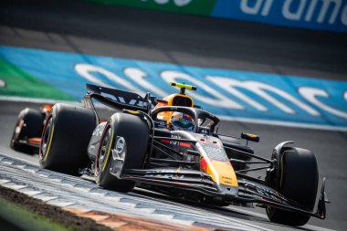 Zandvoort, Hollanda. 22-25 Ağustos 2024. Formula 1 Heineken Hollanda Grand Prix 'si. Cuma, bedava antrenman. 11 numara. Sergio PEREZ Mendoza, MEX, Oracle Red Bull Racing RB20 Honda RBPT.