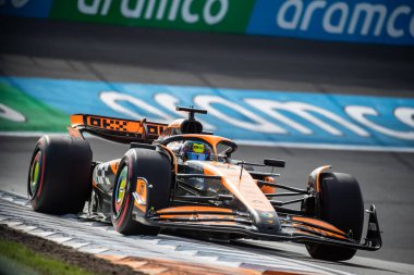 Zandvoort, Hollanda. 22-25 Ağustos 2024. Formula 1 Heineken Hollanda Grand Prix 'si. Cuma, bedava antrenman. # 81, Oscar PIASTRI, AUS, McLaren F1 Ekibi, MCL38, Mercedes motoru.