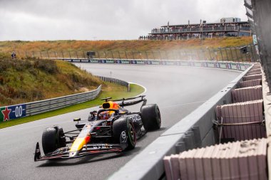 Zandvoort, Hollanda. 22-25 Ağustos 2024. Formula 1 Heineken Hollanda Grand Prix 'si. Cuma, bedava antrenman. 1 numara, Max VERSTAPPEN, NDL, Oracle Red Bull Racing RB20 Honda RBPT.