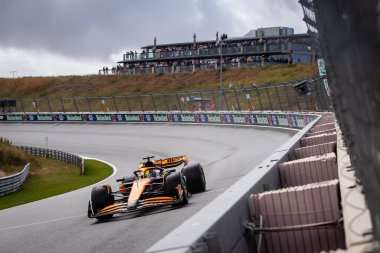 Zandvoort, Hollanda. 22-25 Ağustos 2024. Formula 1 Heineken Hollanda Grand Prix 'si. Cuma, bedava antrenman. # 81, Oscar PIASTRI, AUS, McLaren F1 Ekibi, MCL38, Mercedes motoru