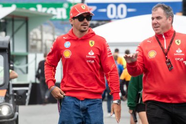Zandvoort, Hollanda. 22-25 Ağustos 2024. Formula 1 Heineken Hollanda Grand Prix 'si. Perşembe, şoförler geliyor. Charles Leclerc, Scuderia Ferrari Takımı.