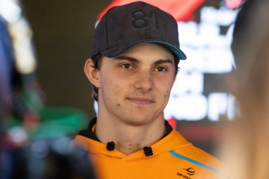 Zandvoort, Hollanda. 22-25 Ağustos 2024. Formula 1 Heineken Hollanda Grand Prix 'si. Perşembe, şoförler geliyor. Oscar PIASTRI, AUS, McLaren F1 Ekibi, MCL38.